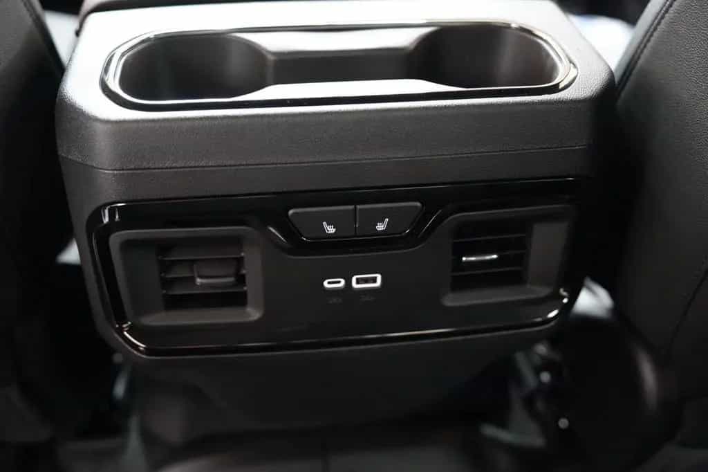 GMC Sierra AT4 6.2L V8 426 PS null-photo-25