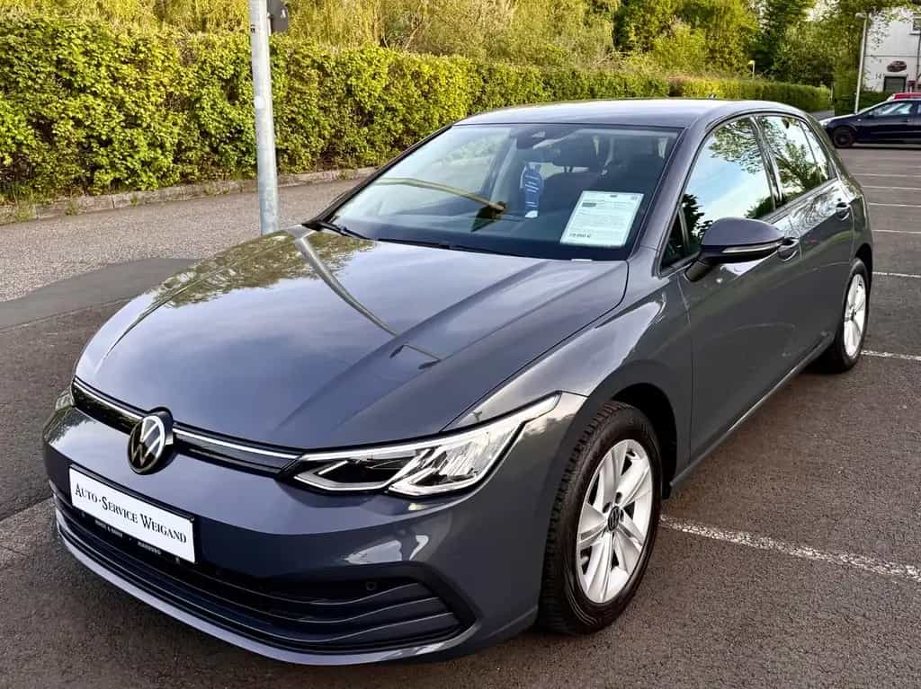 Volkswagen Golf VIII Lim. Life Edition Navi 09/2020-photo-0