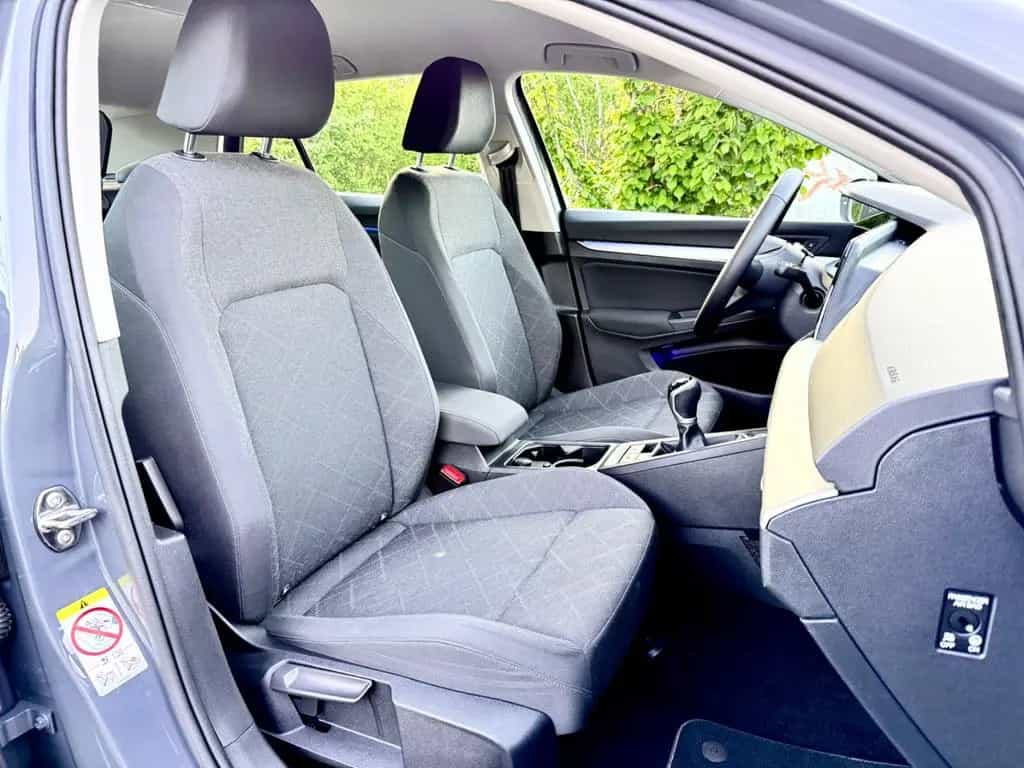 Volkswagen Golf VIII Lim. Life Edition Navi 09/2020-photo-11