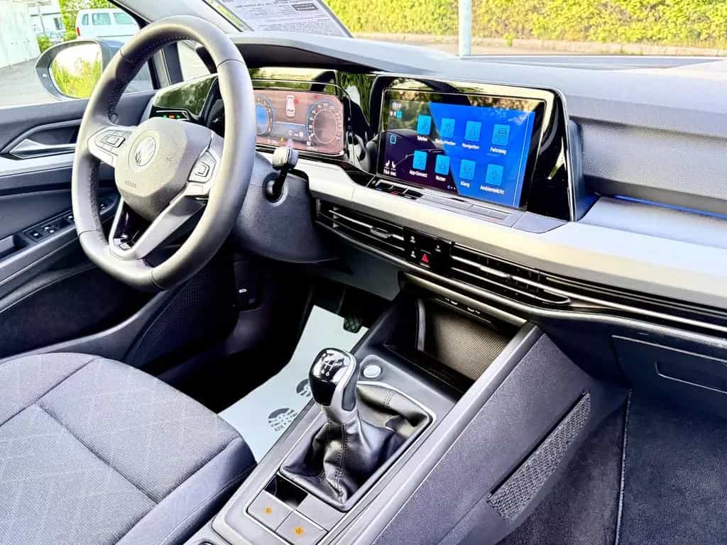 Volkswagen Golf VIII Lim. Life Edition Navi 09/2020-photo-24