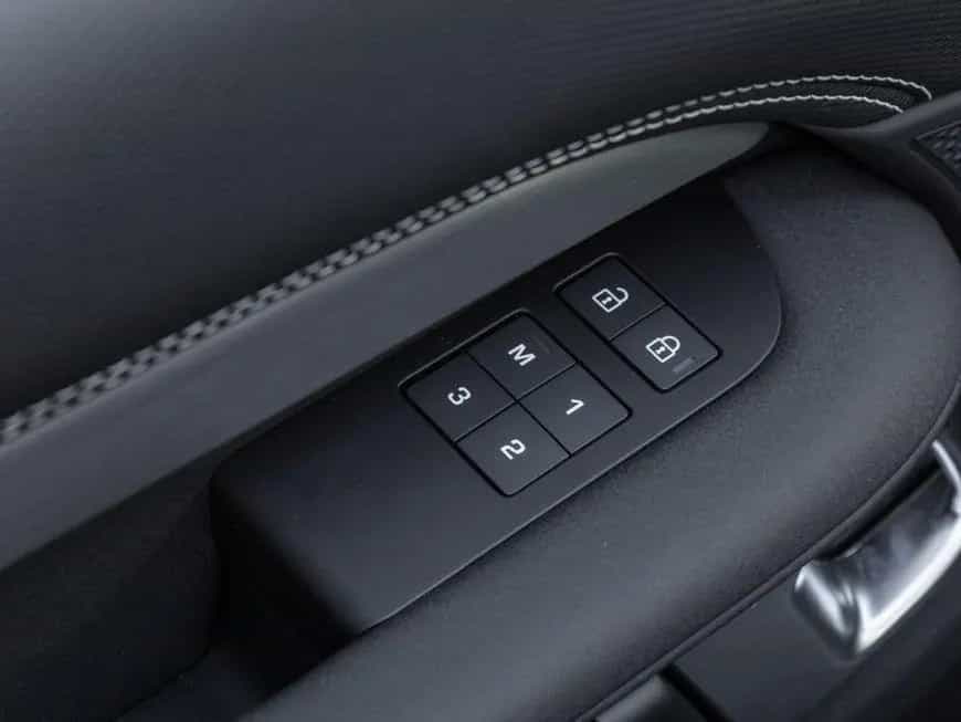 Land Rover Discovery D250 Dynamic SE 01/2025-photo-19