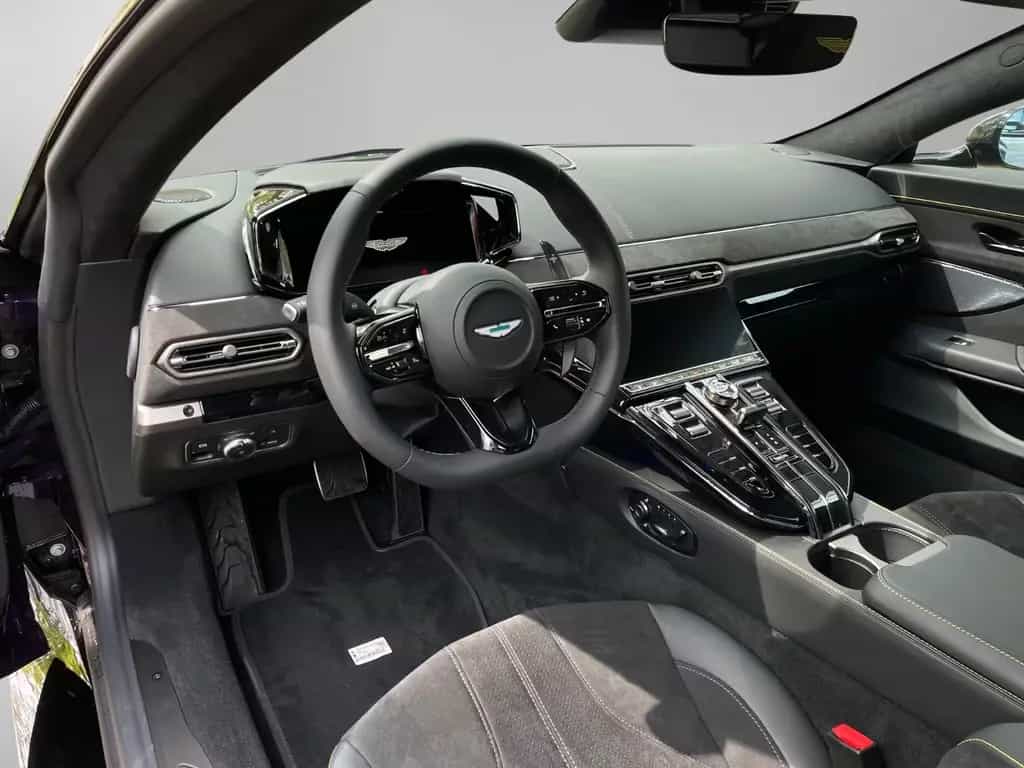 Aston Martin V8 Vantage MY25 / Carbon/ Soundsystem null-photo-11