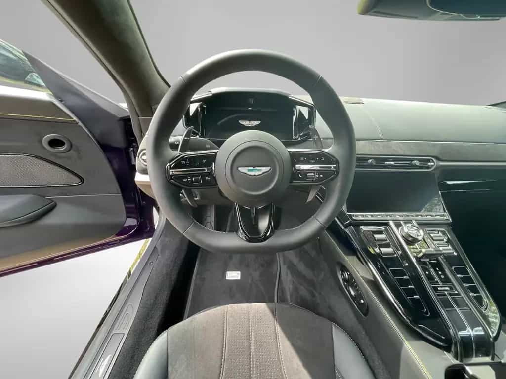 Aston Martin V8 Vantage MY25 / Carbon/ Soundsystem null-photo-13