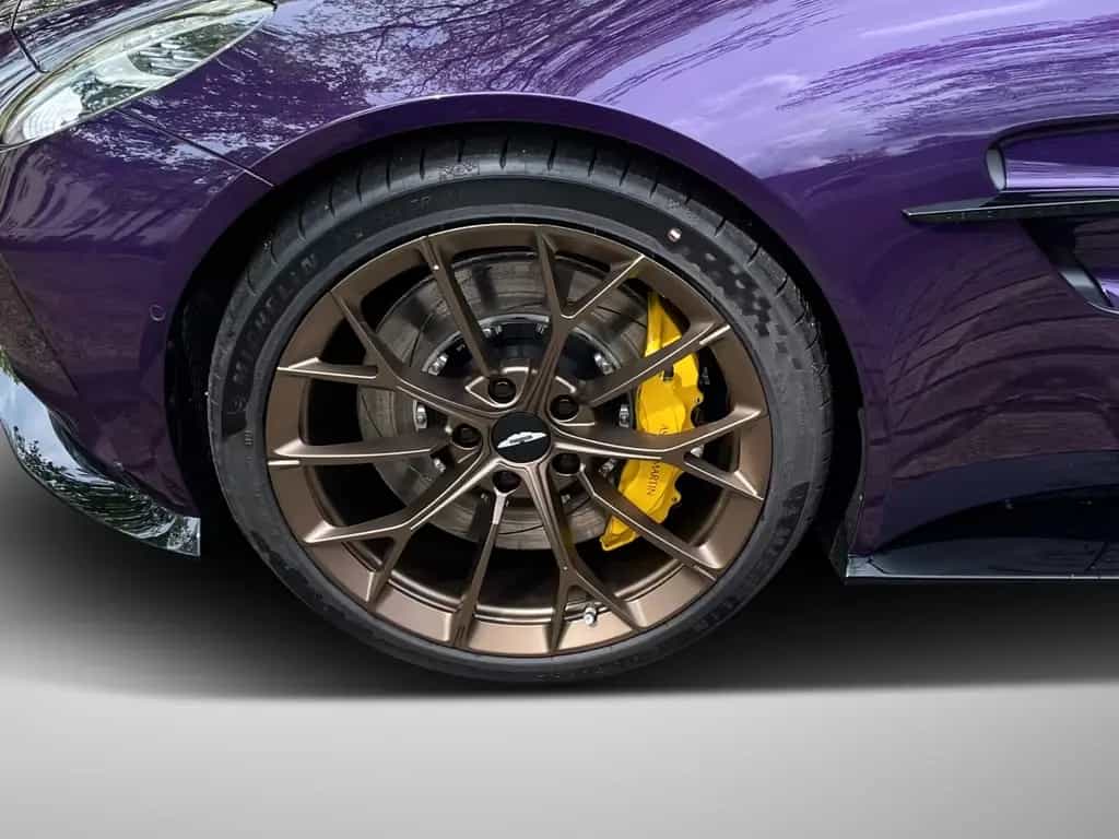 Aston Martin V8 Vantage MY25 / Carbon/ Soundsystem null-photo-4