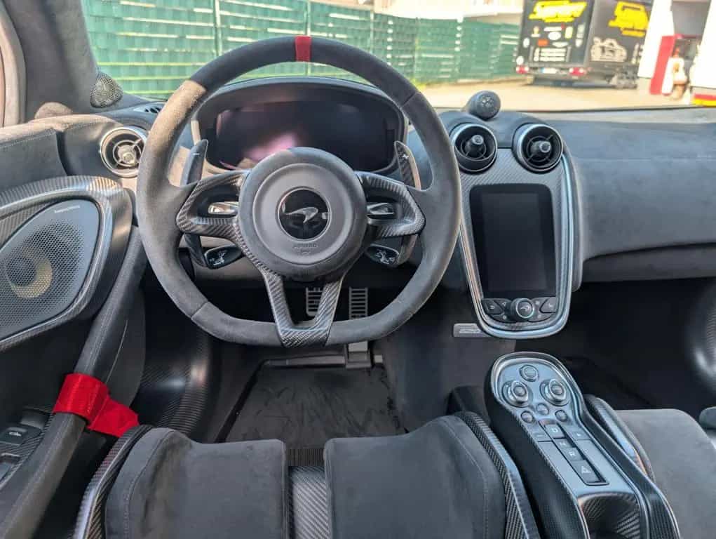 McLaren 620R / Limited 225 Stück/Werks-GARANTIE 11/26 02/2021-photo-10