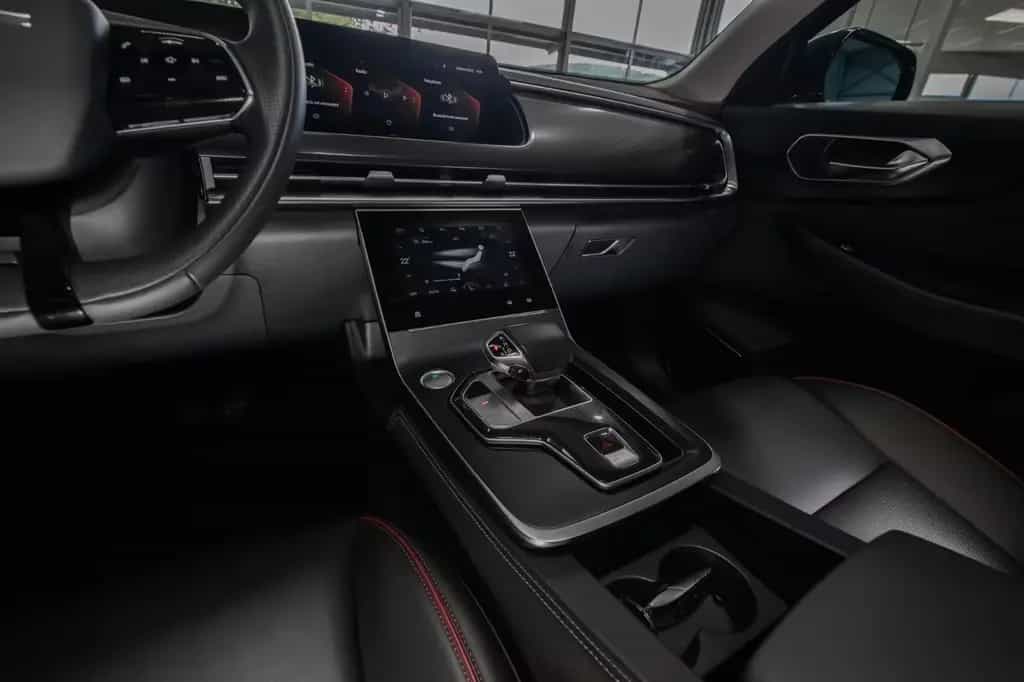 BAIC Beijing X75 X75  AHK  M&S  Klimaauto.  Pano  USB 11/2024-photo-14