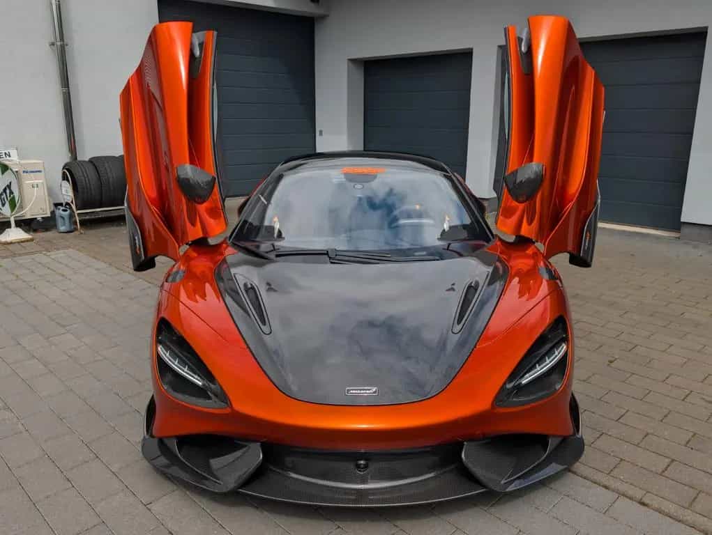 McLaren 765LT Spider Garantieverlängerung 11/26 10/2021-photo-1