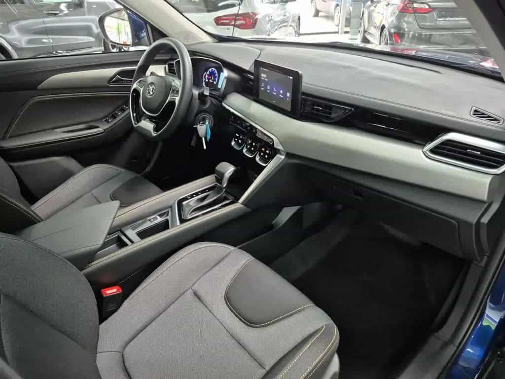 BAIC Senova X35 X35 Beijing 1,5L Turbo,Automatik,Bluetooth,PDChi null-photo-11