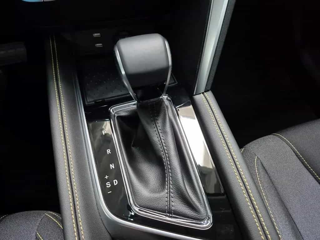 BAIC Senova X35 X35 Beijing 1,5L Turbo,Automatik,Bluetooth,PDChi null-photo-13