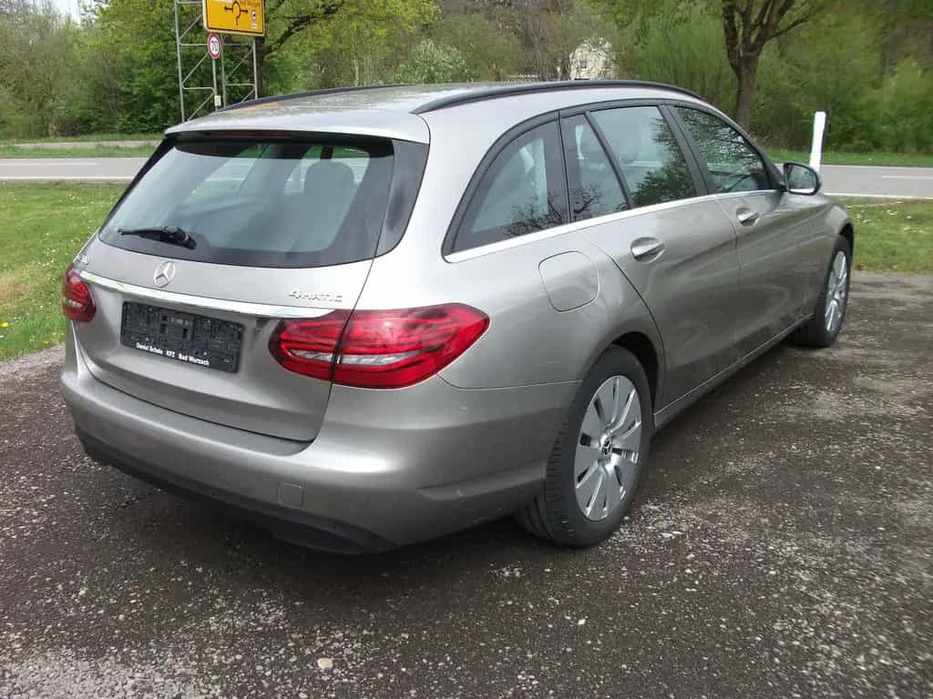 Mercedes-Benz C-Class 200 4MATIC T Autom. Navi SHZ WR Kamera LED PTS 09/2018-photo-2