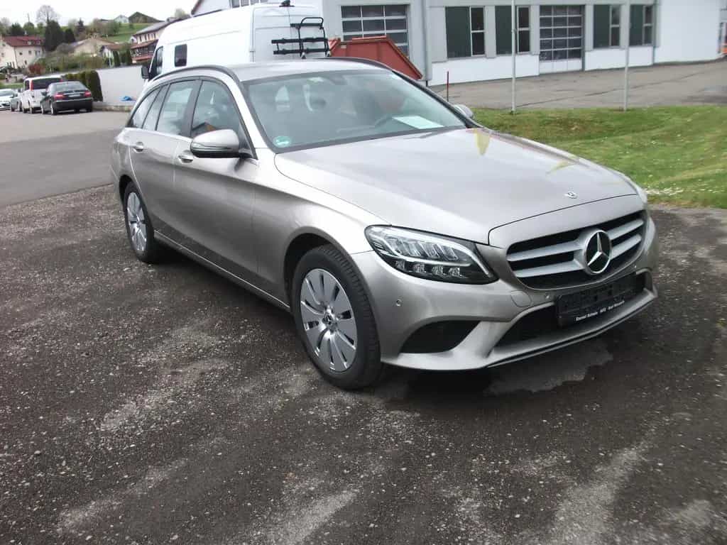 Mercedes-Benz C-Class 200 4MATIC T Autom. Navi SHZ WR Kamera LED PTS 09/2018-photo-3