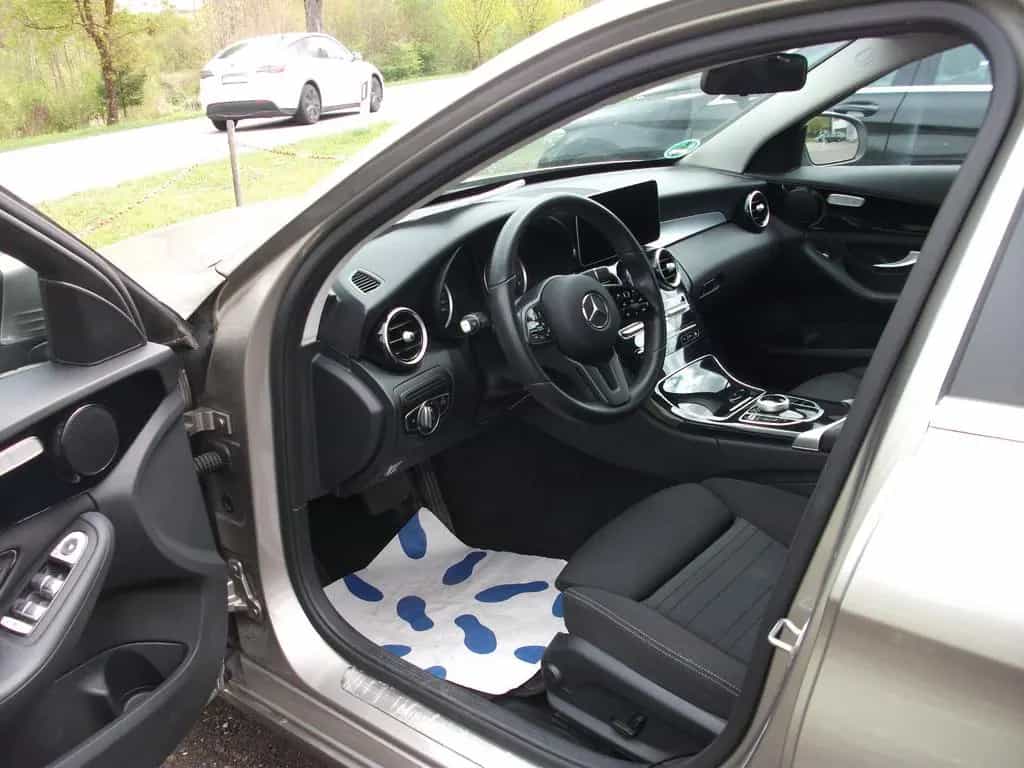 Mercedes-Benz C-Class 200 4MATIC T Autom. Navi SHZ WR Kamera LED PTS 09/2018-photo-4