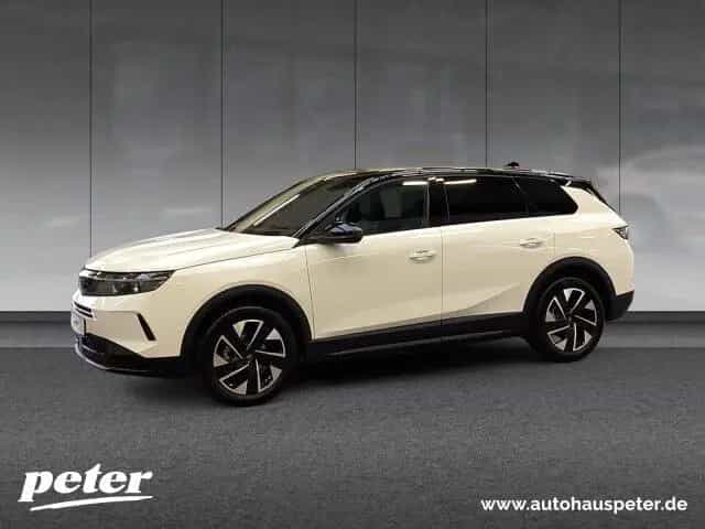 Opel Grandland 1.2 MHEV GS +FSH+360°Kamera+ACC+LHZ+ 02/2025-photo-4