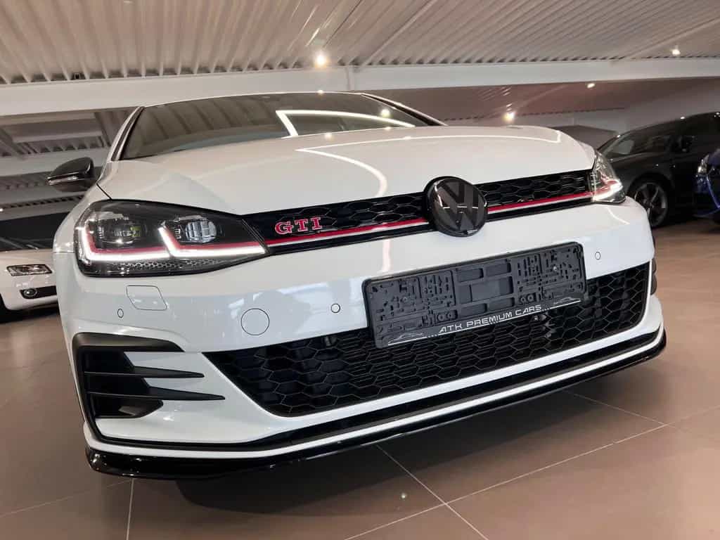 Volkswagen Golf 2.0 TSI DSG GTI TCR ACC 19Zoll NAVI 1.HAND 08/2019-photo-11