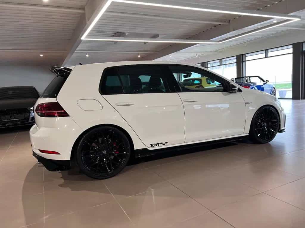 Volkswagen Golf 2.0 TSI DSG GTI TCR ACC 19Zoll NAVI 1.HAND 08/2019-photo-8
