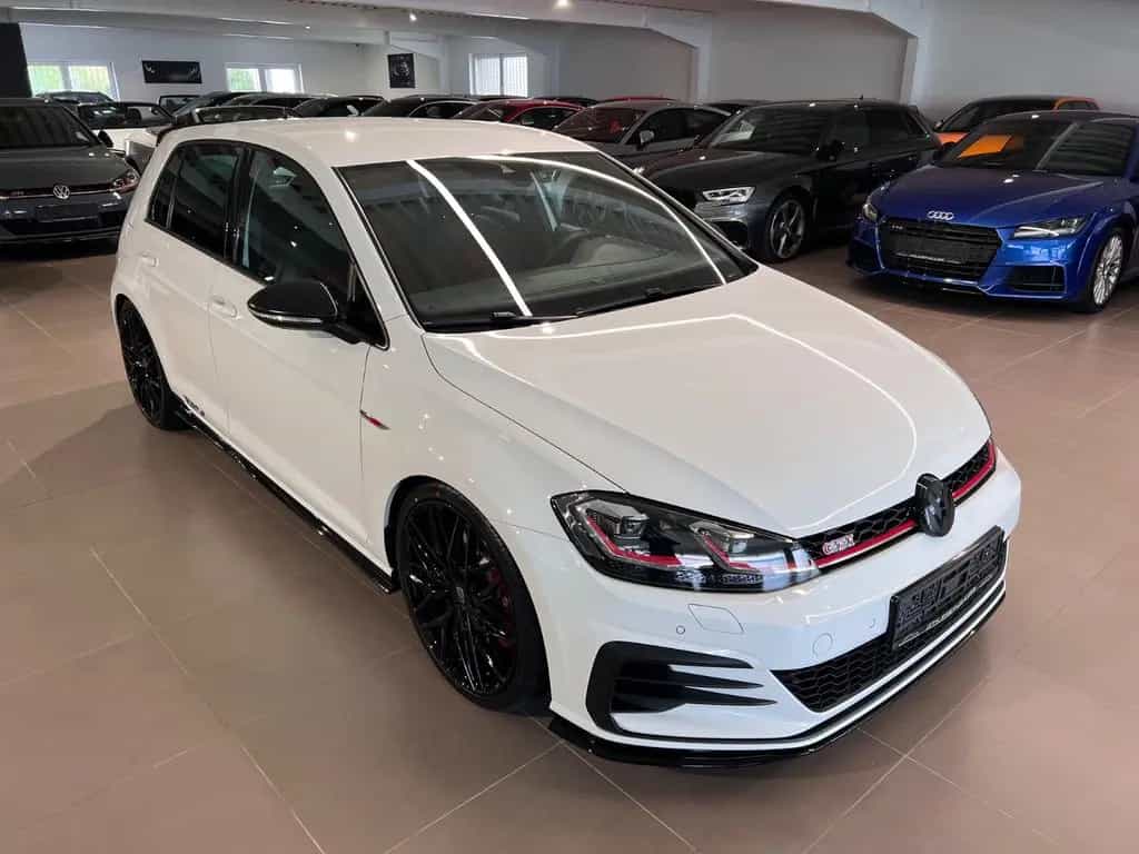 Volkswagen Golf 2.0 TSI DSG GTI TCR ACC 19Zoll NAVI 1.HAND 08/2019-photo-9