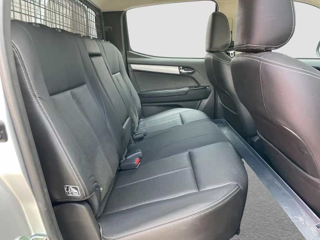 Isuzu D-Max Double Cab 4WD LS Aut. 163 PS 06/2019-photo-6