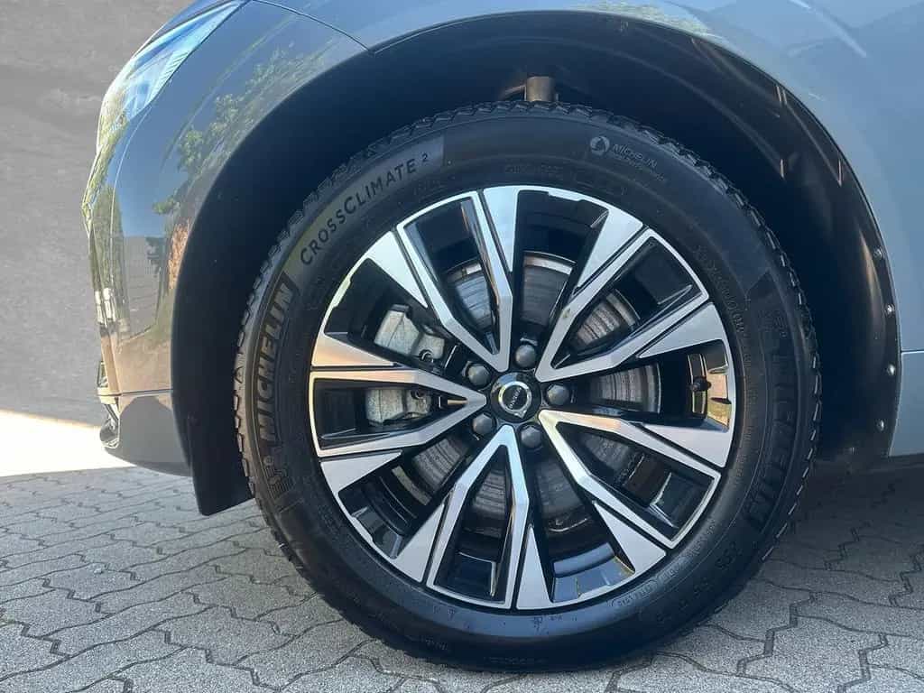 Volvo XC60 B5 AWD Mild-Hybrid Plus Dark AHK ACC BLIS 03/2024-photo-1