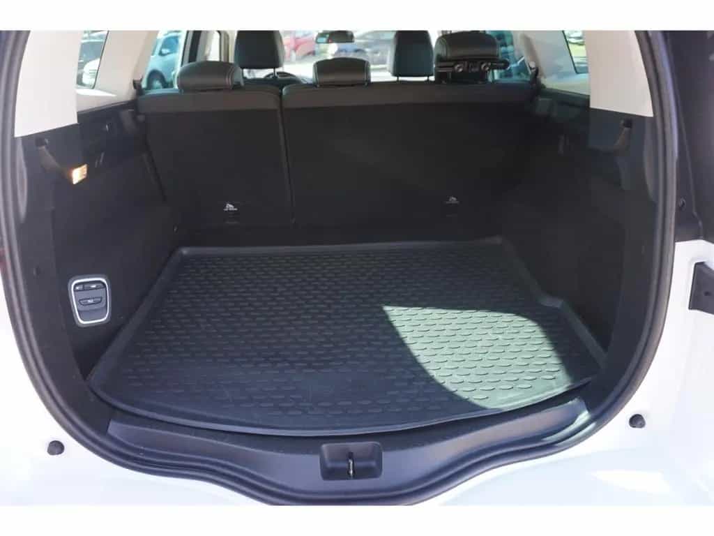 Renault Grand Scenic TCe140 BOSE Edition EDC AHK Navi SH 12/2019-photo-23