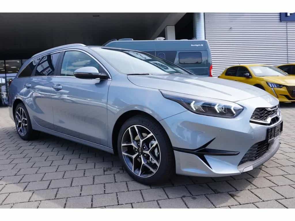 Kia Ceed_sw 1.0T 100 48V Ultimate DCT AHK Navi Kamer 10/2025-photo-7