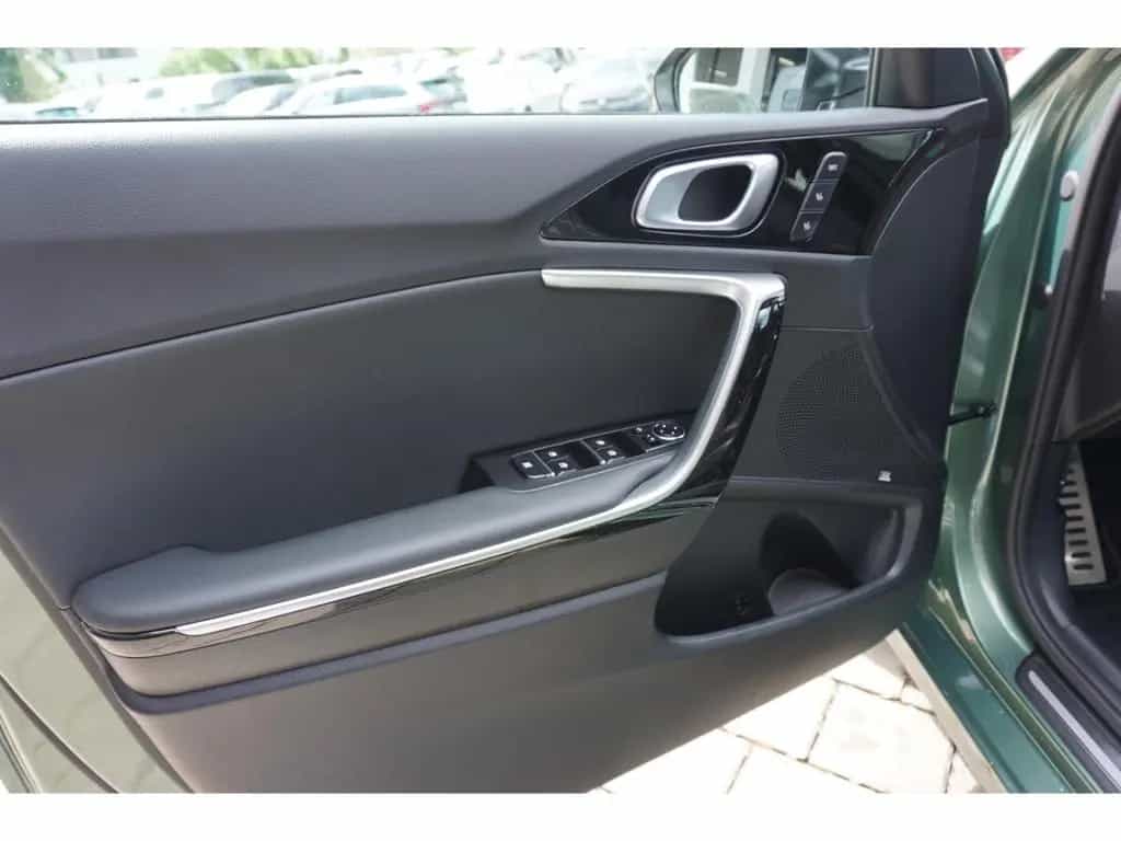 Kia Ceed_sw 1.5T 140 GT Line DCT7 Navi ACC LED Kamer 10/2025-photo-10