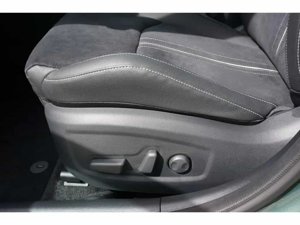 Kia Ceed_sw 1.5T 140 GT Line DCT7 Navi ACC LED Kamer 10/2025-photo-15