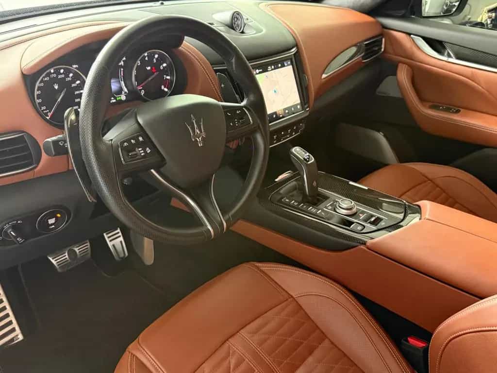 Maserati Levante TROFEO V8*PANO*360*B&W*SOFT*BELÜFTUNG*22 03/2021-photo-12