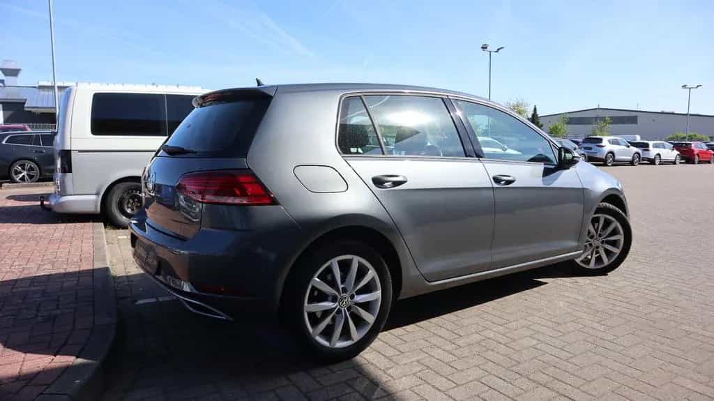 Volkswagen Golf VII Lim. Highline BMT-LED-Navi-ACC-DSG 12/2019-photo-1