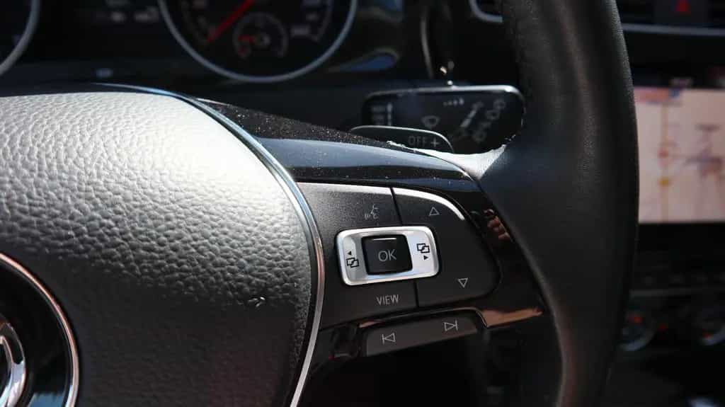 Volkswagen Golf VII Lim. Highline BMT-LED-Navi-ACC-DSG 12/2019-photo-10