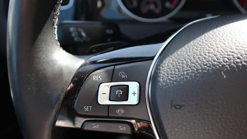 Volkswagen Golf VII Lim. Highline BMT-LED-Navi-ACC-DSG 12/2019-photo-11