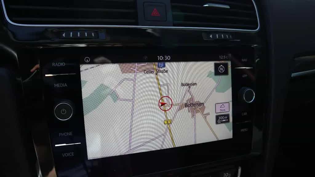 Volkswagen Golf VII Lim. Highline BMT-LED-Navi-ACC-DSG 12/2019-photo-12
