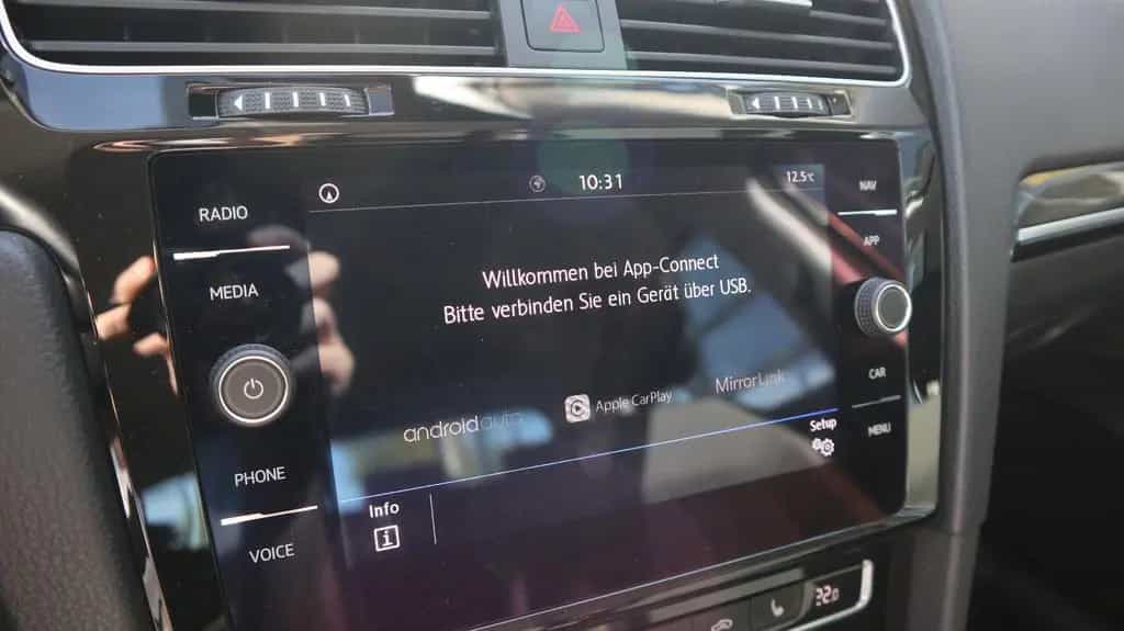 Volkswagen Golf VII Lim. Highline BMT-LED-Navi-ACC-DSG 12/2019-photo-15