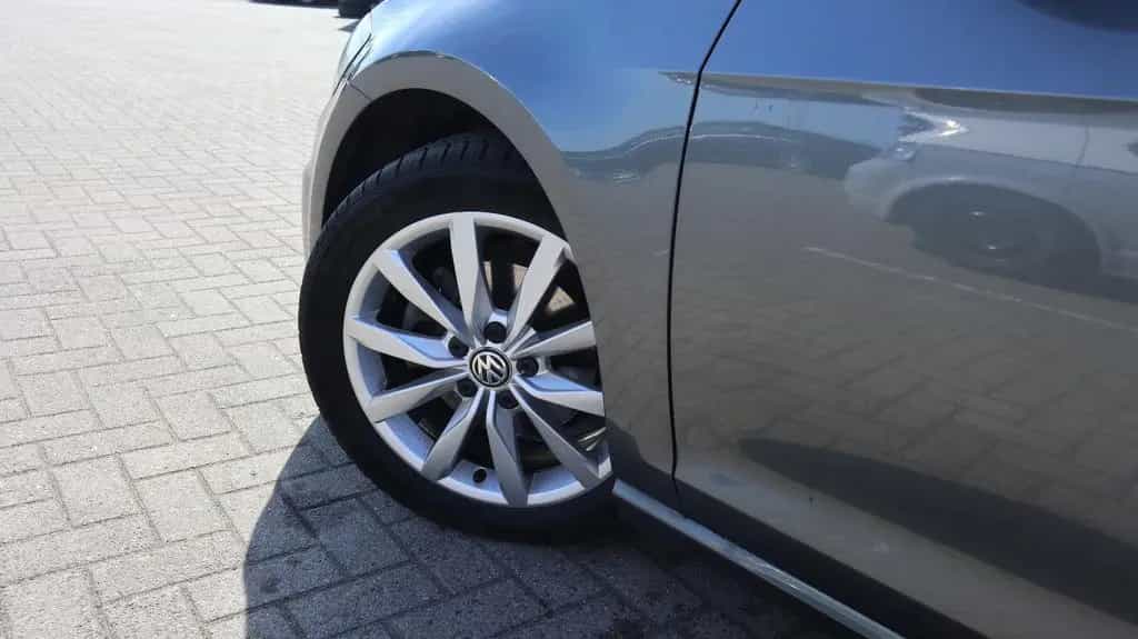 Volkswagen Golf VII Lim. Highline BMT-LED-Navi-ACC-DSG 12/2019-photo-4