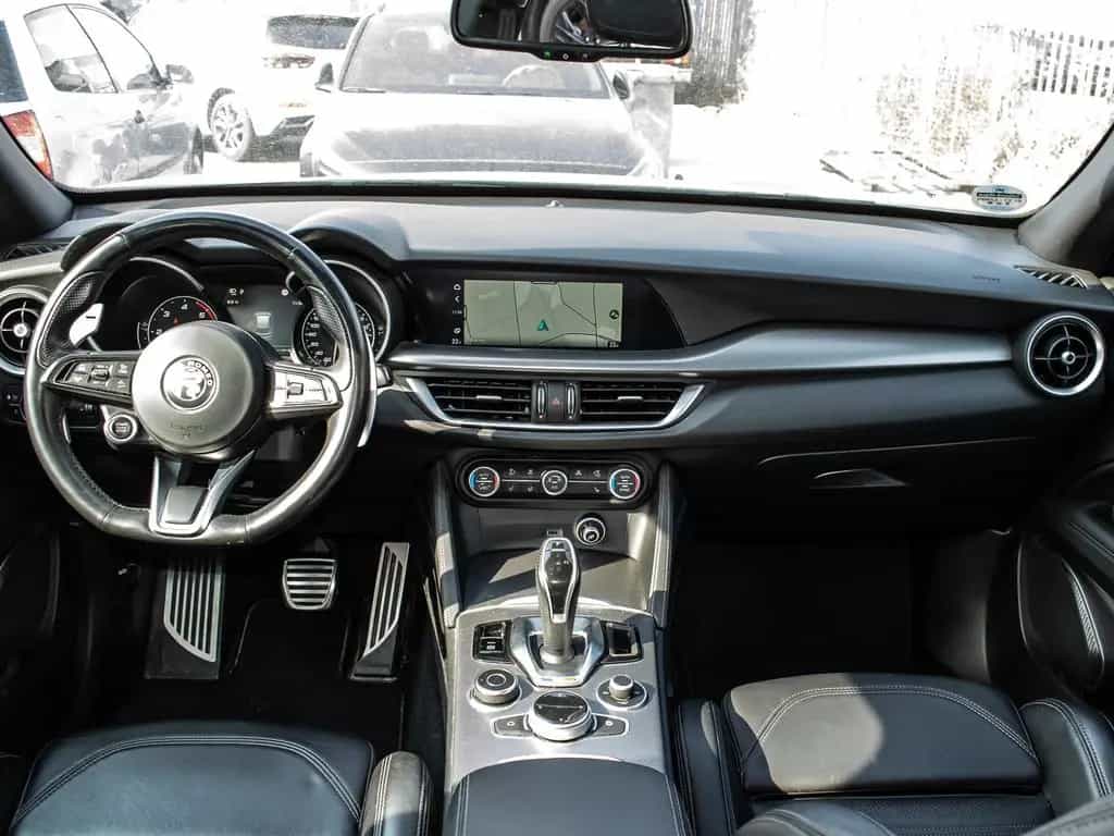 Alfa Romeo Stelvio Veloce Allrad AD El. Fondsitzverst. Navi 09/2022-photo-4