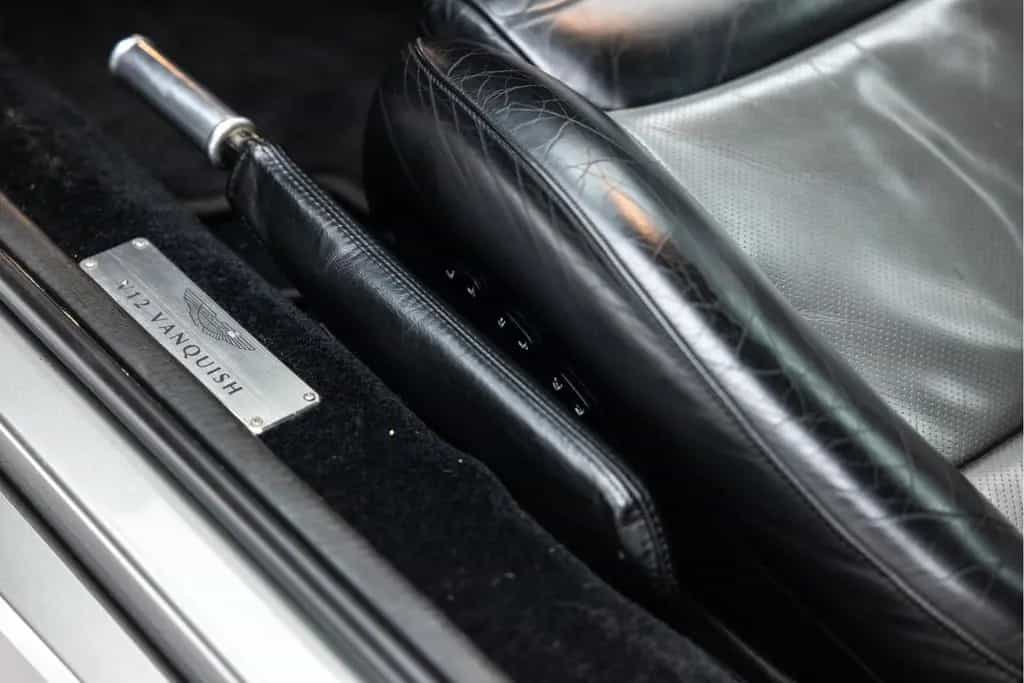 Aston Martin Vanquish V12 5.9 | Technisch 100% | Unieke staat 02/2002-photo-12