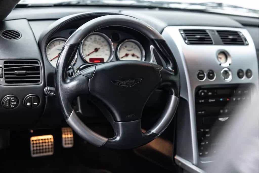 Aston Martin Vanquish V12 5.9 | Technisch 100% | Unieke staat 02/2002-photo-15