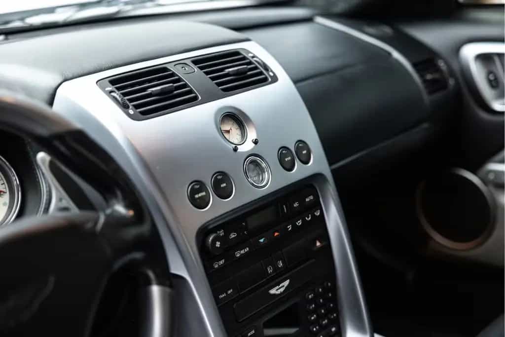 Aston Martin Vanquish V12 5.9 | Technisch 100% | Unieke staat 02/2002-photo-17