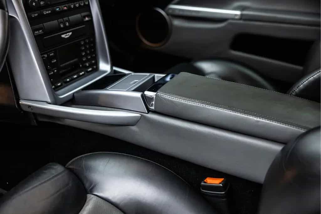 Aston Martin Vanquish V12 5.9 | Technisch 100% | Unieke staat 02/2002-photo-24