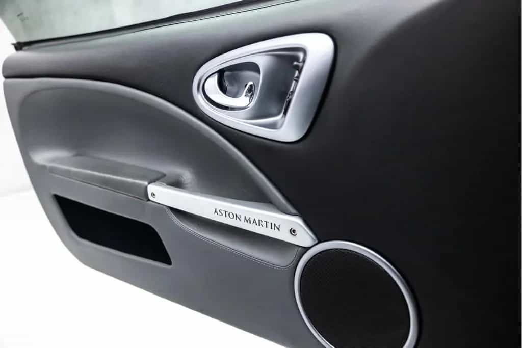 Aston Martin Vanquish V12 5.9 | Technisch 100% | Unieke staat 02/2002-photo-25