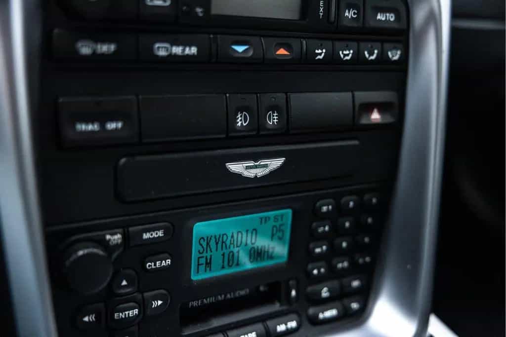 Aston Martin Vanquish V12 5.9 | Technisch 100% | Unieke staat 02/2002-photo-38