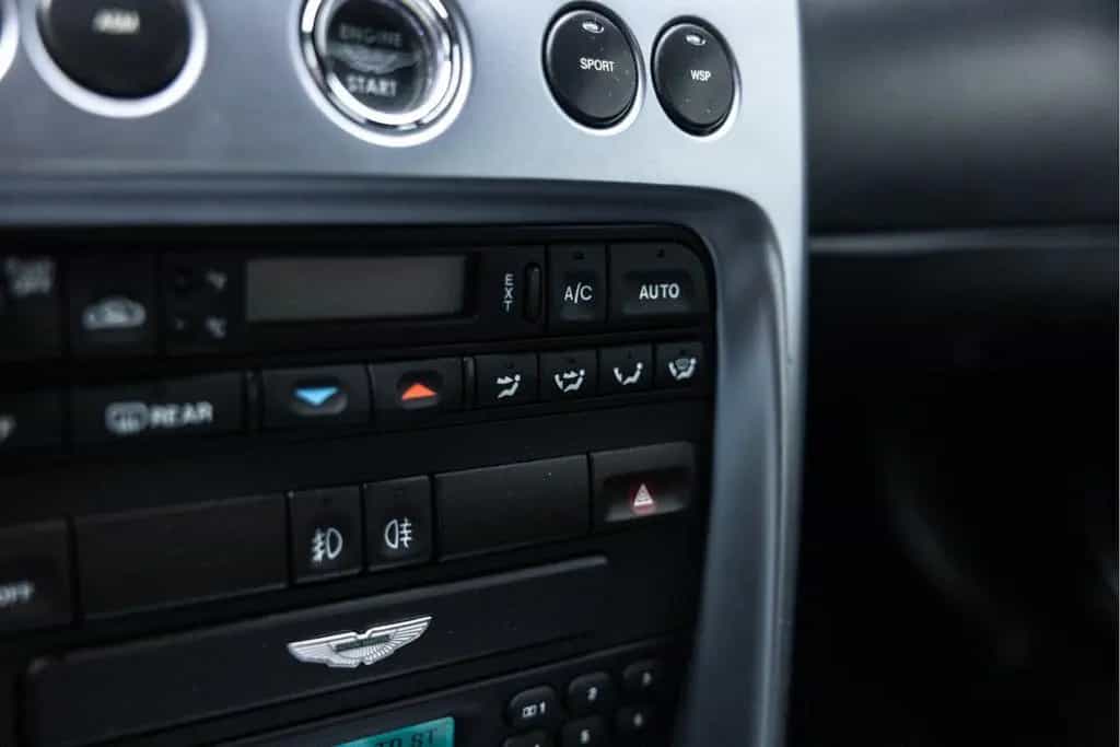 Aston Martin Vanquish V12 5.9 | Technisch 100% | Unieke staat 02/2002-photo-39