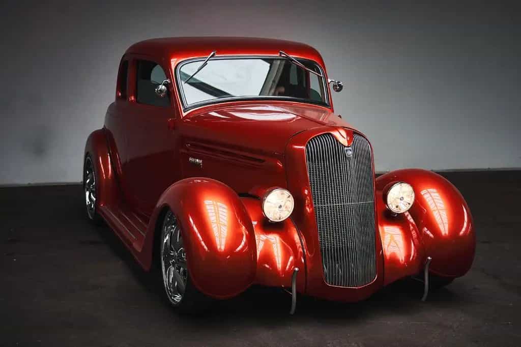 Plymouth 1936. PLYMOUTH 5 WINDOW COUPE HEMI RESTOMOD 06/1936-photo-0