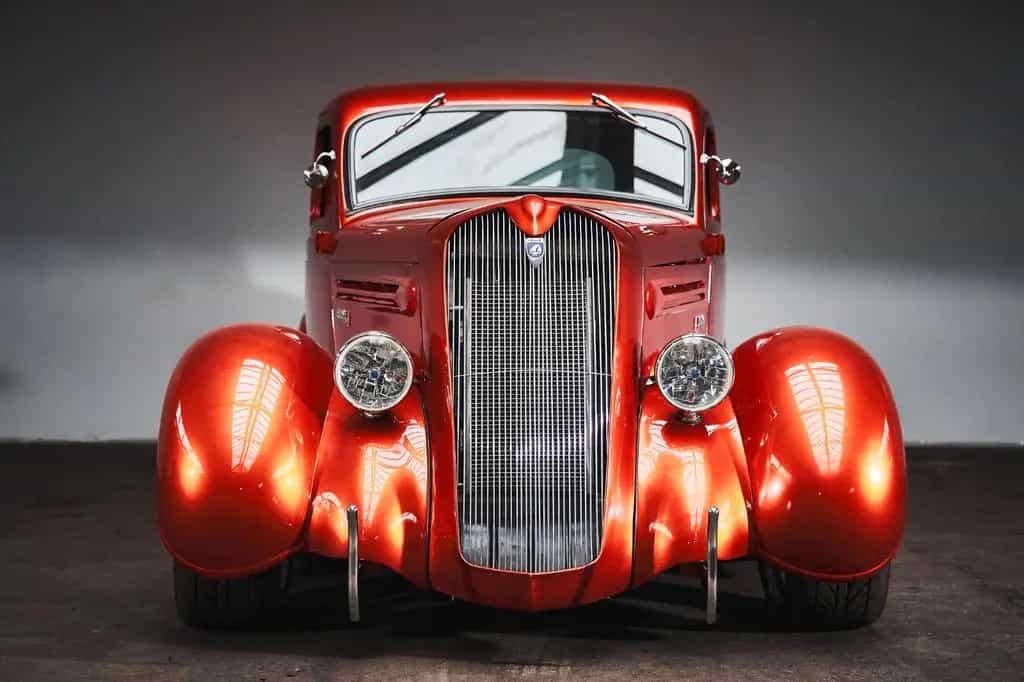 Plymouth 1936. PLYMOUTH 5 WINDOW COUPE HEMI RESTOMOD 06/1936-photo-1
