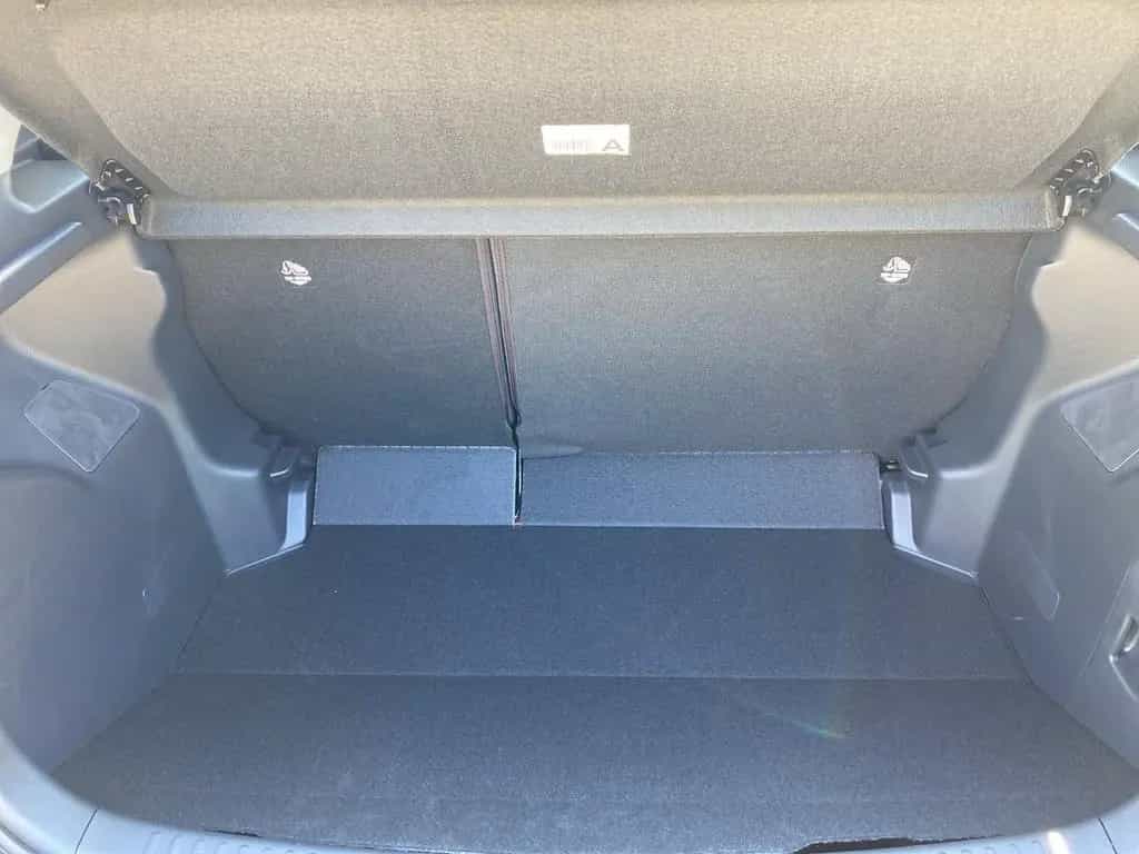 Mazda 2 CENTRE-LINE Hybrid 1.5 VVT-i +KAMERA+SHZ+DAB+ 05/2025-photo-11