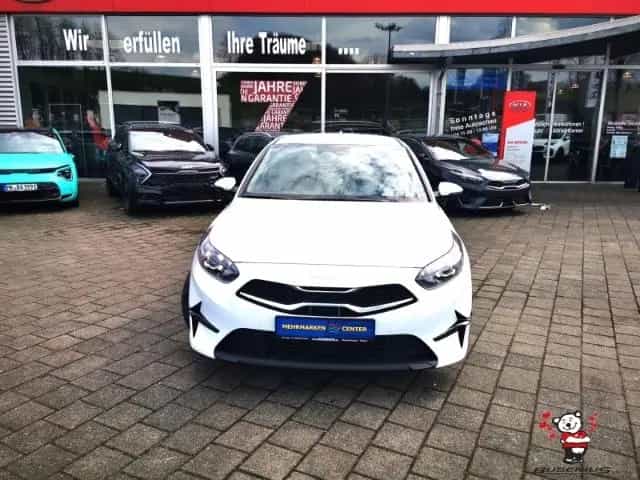 Kia Ceed 1,0T DCT Ultimate +NAVI+Bluetooth+16Zoll 10/2025-photo-2