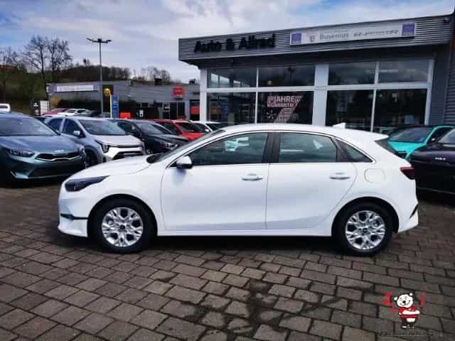 Kia Ceed 1,0T DCT Ultimate +NAVI+Bluetooth+16Zoll 10/2025-photo-6