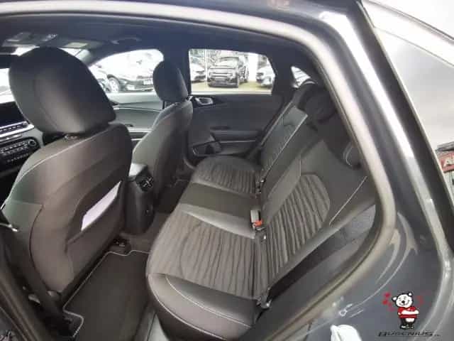 Kia Ceed 1,5T DCT GT-Line Tech+Navi+17Zoll 10/2025-photo-7