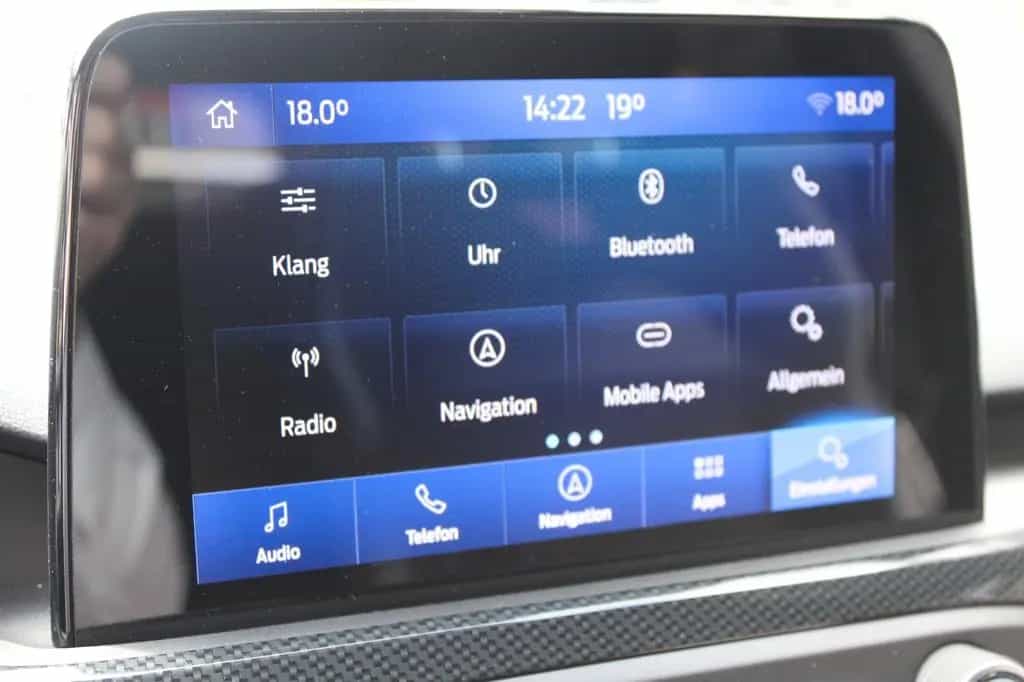 Ford Focus Turnier ST 2.3 Ecoboost +ACC+LED+SHZ+NAVI 11/2019-photo-17