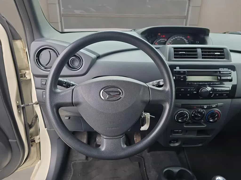 Daihatsu MATERIA Materia 1.5 White Bluetooth PDC SHZ 08/2010-photo-2