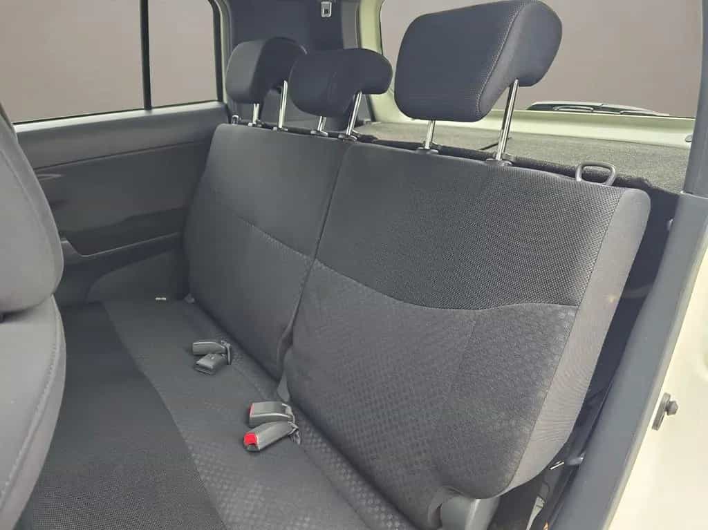 Daihatsu MATERIA Materia 1.5 White Bluetooth PDC SHZ 08/2010-photo-9